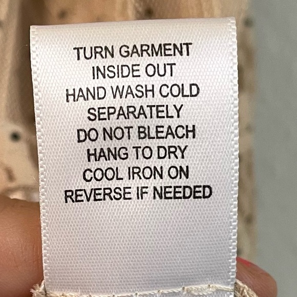 NWT NSR FLORAL LACE DRESS WITH CRISS CROSS FRONT DESIGN - Picture 10 of 10